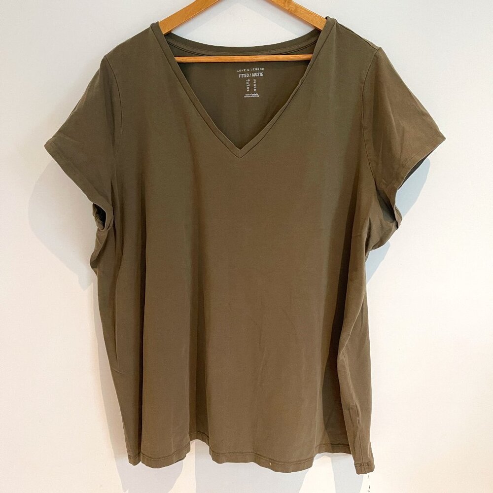 Love & Legend Women Green Fitted Short Sleeve Pullover T-Shirt Size 4X